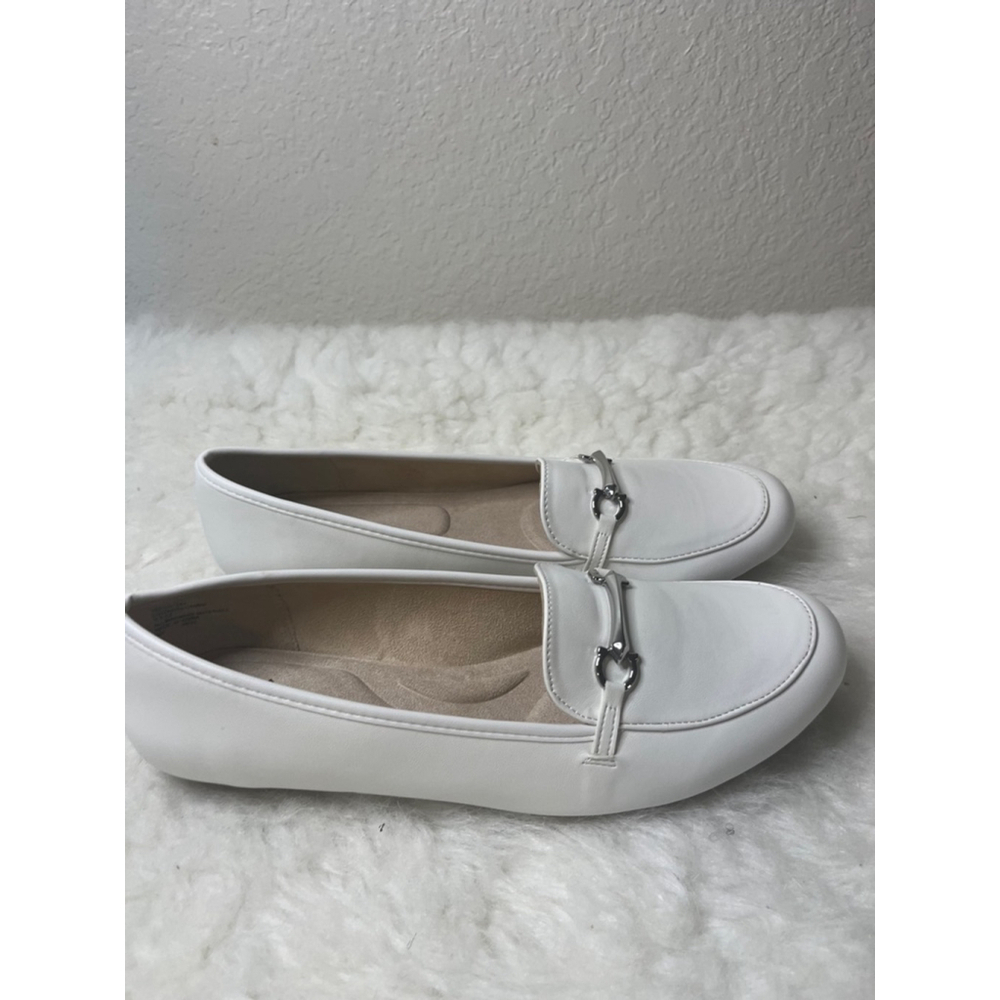 NWB WOMEN'S CLIFFS BY WHITE MOUNTAIN GLOWING LOAFERS SIZE 11 - Picture 4 of 10